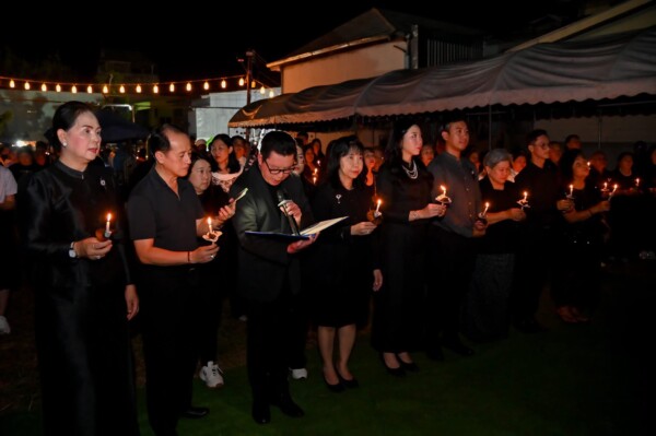 ปลุกถนนทหาร ย่านเมืองเก่าวาริน ด้วยงาน “วารินศิลป์ น้อมถวายอาลัย สมเด็จพระพันปีหลวง”