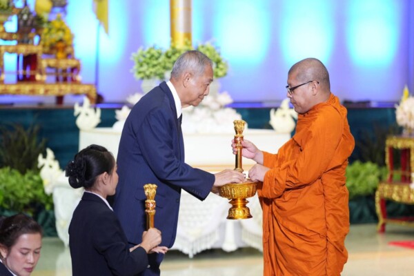 ปทุมธานี ยกย่องพระนักสื่อสารธรรมะ พระครูสมุห์สนิทวงศ์ คว้ารางวัลเสาอโศกผู้นำศีลธรรม ประจำปี 2569