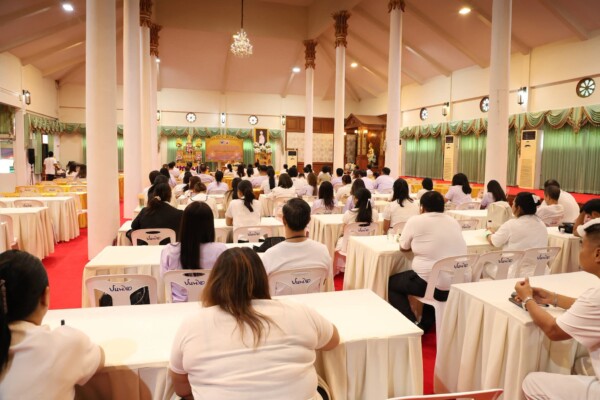ปทุมธานี จัดโครงการฝึกปฏิบัติธรรมเพื่อเสริมสร้างความผาสุกและความผูกพันของบุคลากร น้อมนำหลักธรรมคำสอนของพระพุทธศาสนา ฝึกปฏิบัติสร้างภูมิคุ้มกันในจิตใจ