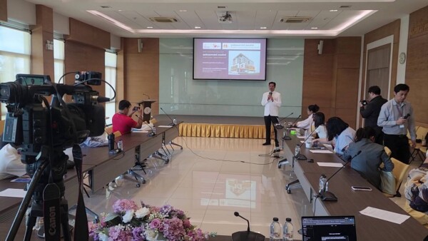 ปทุมธานี รพ.ธรรมศาสตร์ฯ เดินหน้าศูนย์ต้นแบบดูแลผู้สูงวัยครบวงจร เตรียมเปิด ICU ปี 2570